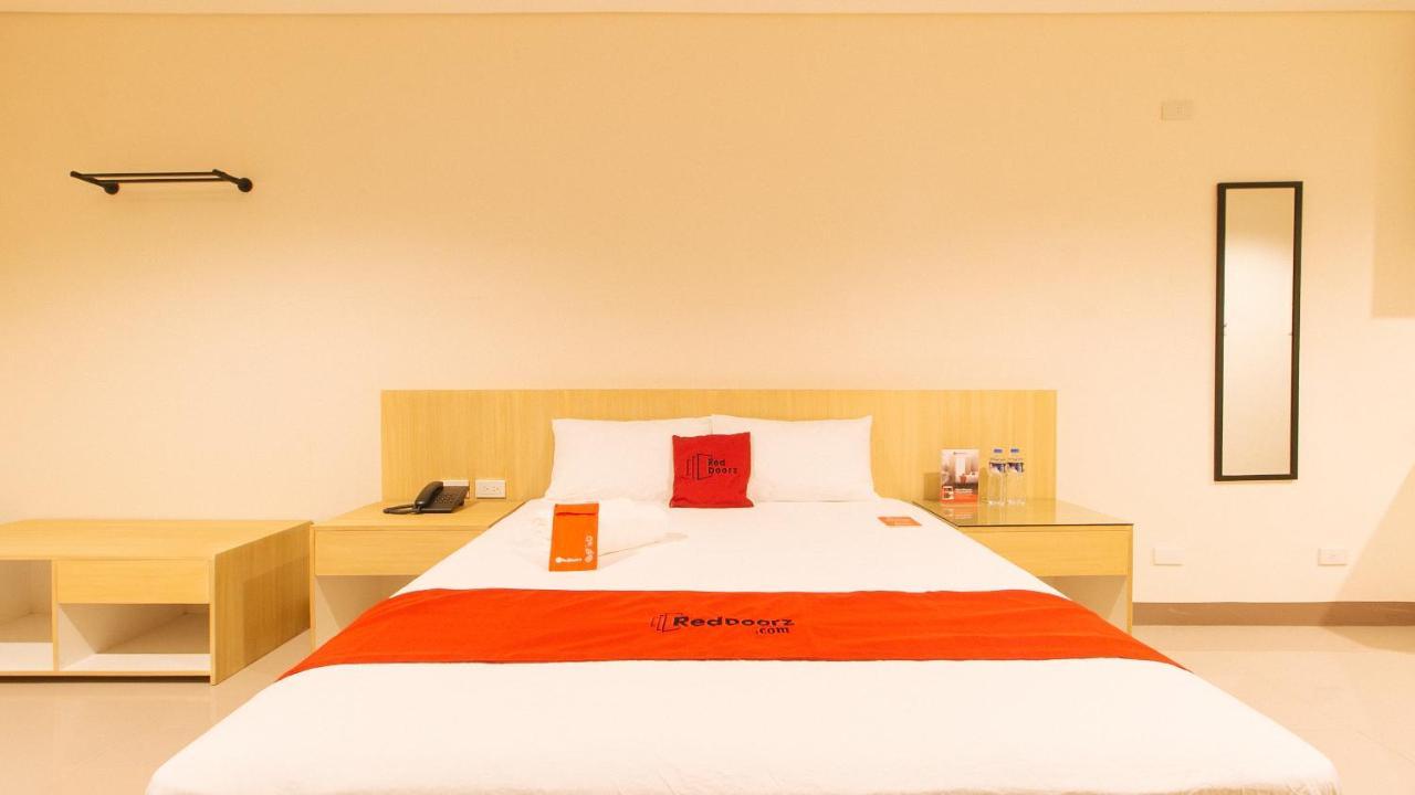 Reddoorz Plus @ Kaizen Suites Taft Avenue มะนิลา ภายนอก รูปภาพ